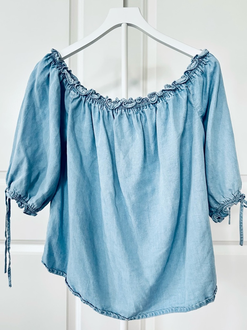 Women’s a.n.a. Off-Shoulder Light Blue Top Size L